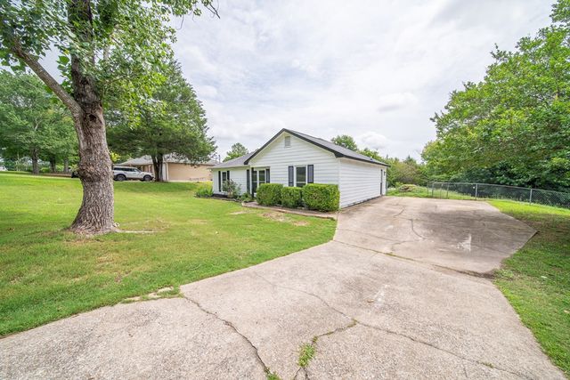 54 Lee Road 0918, Phenix City, AL 36870