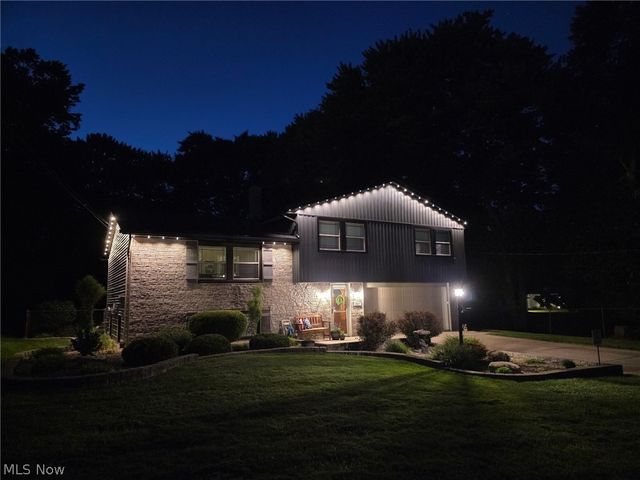 4043 Dennis Lane, Brunswick, OH 44212