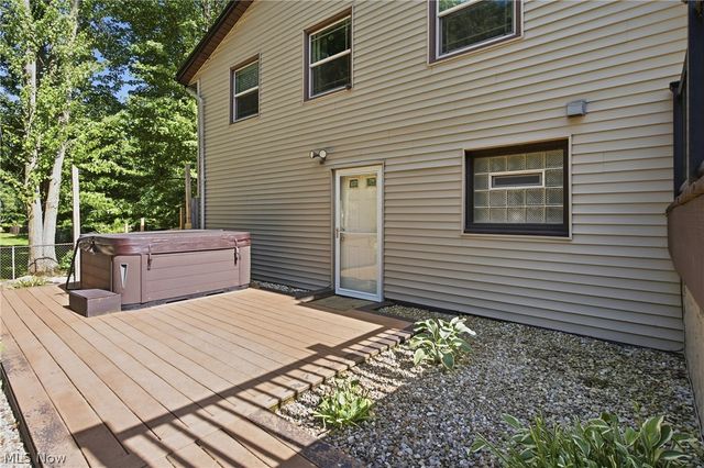 4043 Dennis Lane, Brunswick, OH 44212