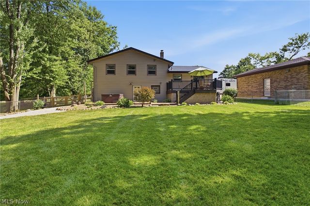 4043 Dennis Lane, Brunswick, OH 44212