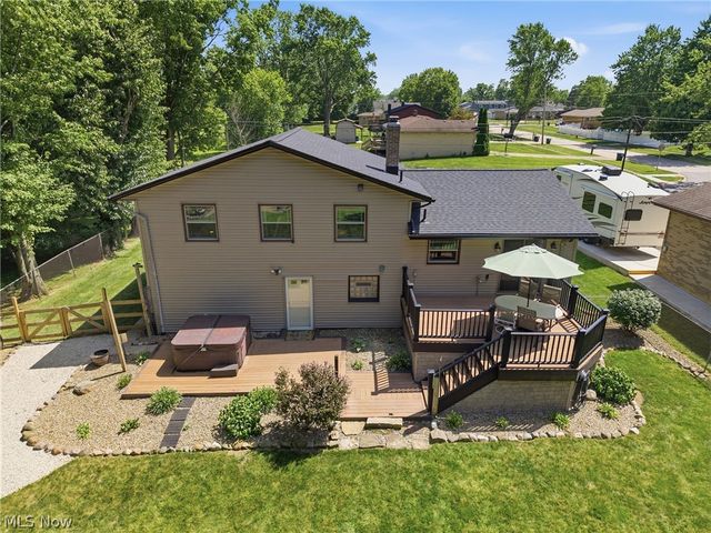 4043 Dennis Lane, Brunswick, OH 44212