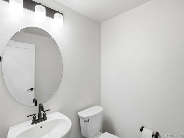2691 E 102nd Place, Thornton, CO 80229