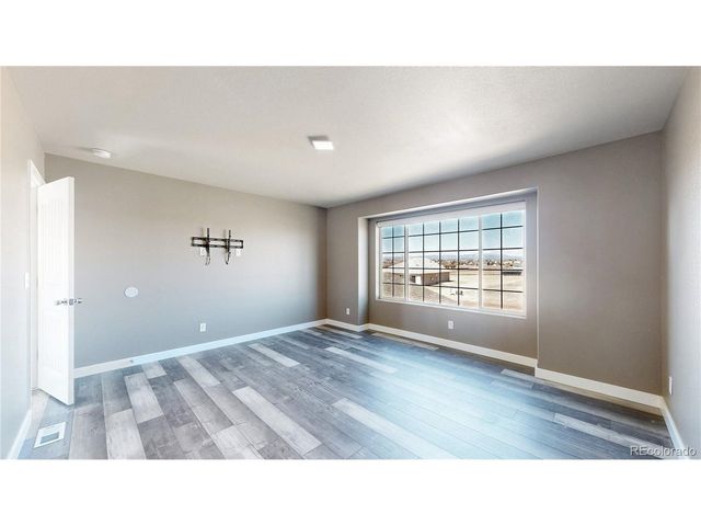 980 W El Nido, Pueblo, CO 81007