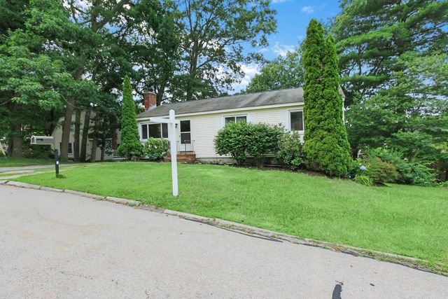 9 Judith Drive, Nashua, NH 03062