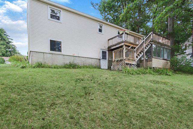 9 Judith Drive, Nashua, NH 03062