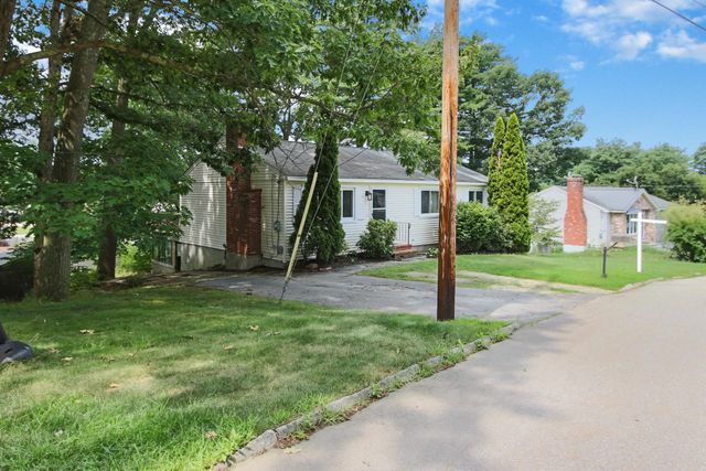 9 Judith Drive, Nashua, NH 03062