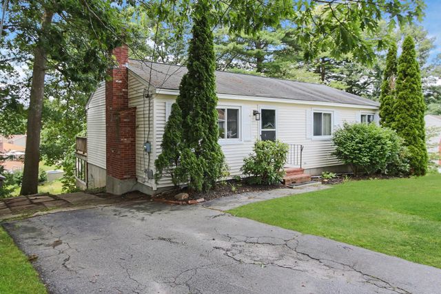 9 Judith Drive, Nashua, NH 03062
