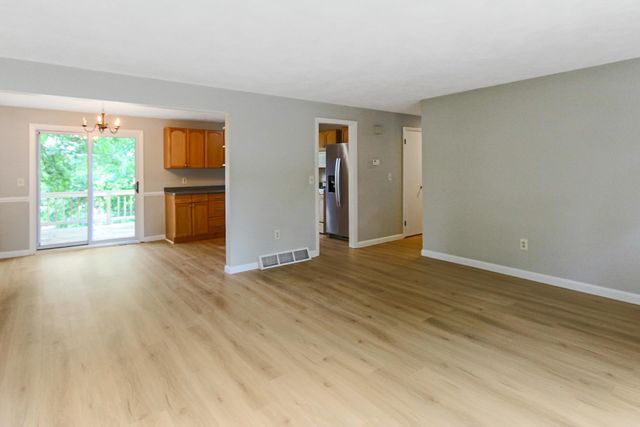 9 Judith Drive, Nashua, NH 03062