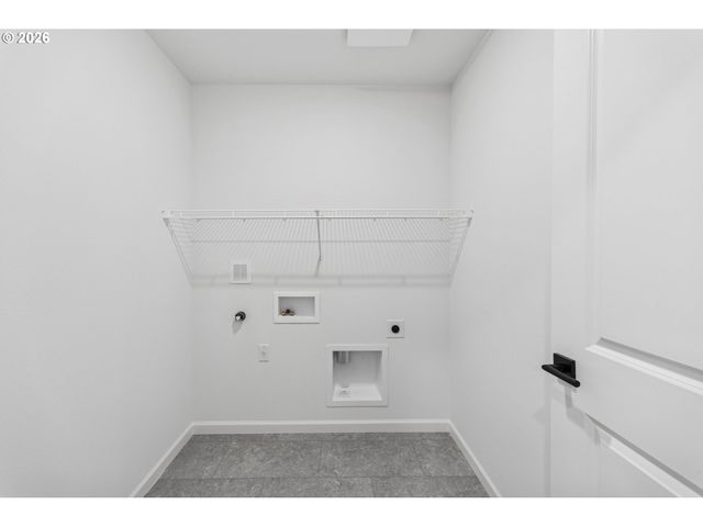 3275 Se Bend Ln, Hillsboro, OR 97123