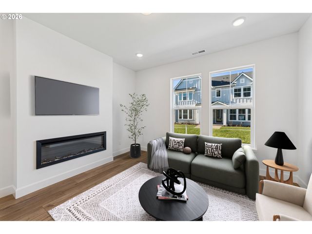 3275 Se Bend Ln, Hillsboro, OR 97123