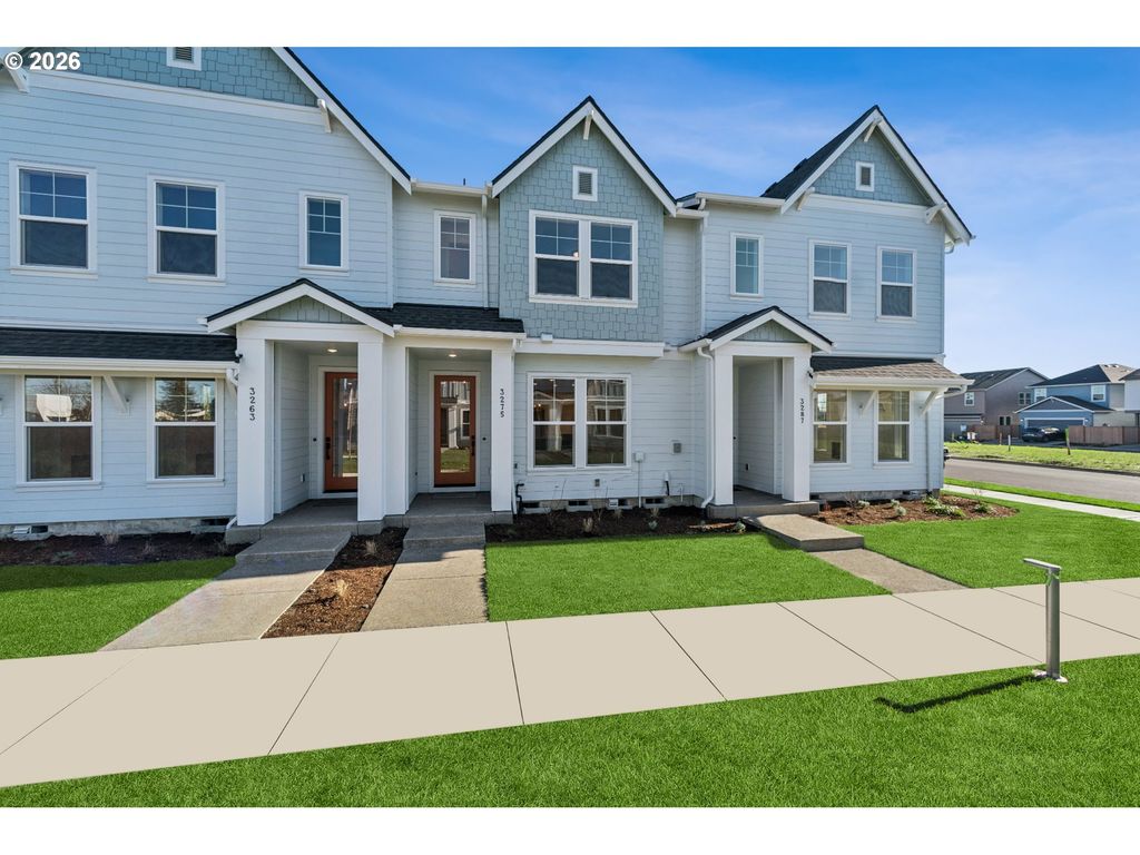 3275 Se Bend Ln, Hillsboro, OR 97123
