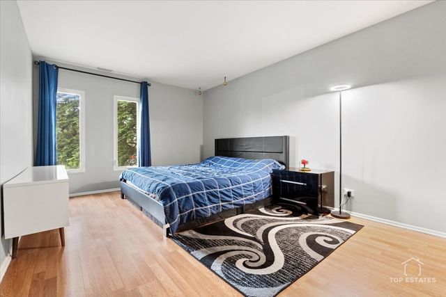 1550 Sandpebble Drive 209, Wheeling, IL 60090