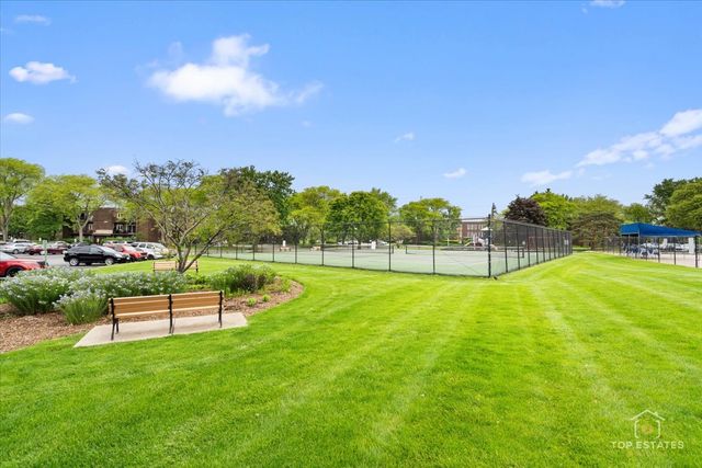 1550 Sandpebble Drive 209, Wheeling, IL 60090