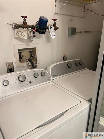 27 Benjamin Franklin Drive C, Monroe, NJ 08831