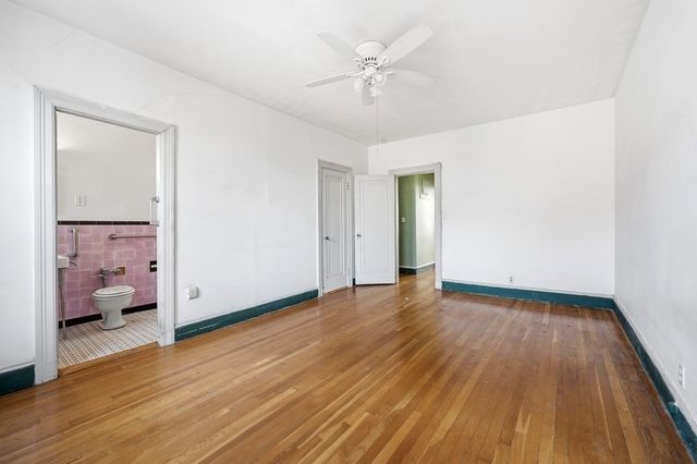 315 Tappan St 4, Brookline, MA 02446