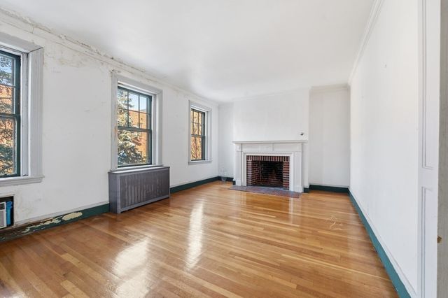 315 Tappan St 4, Brookline, MA 02446