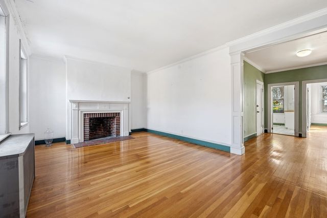 315 Tappan St 4, Brookline, MA 02446