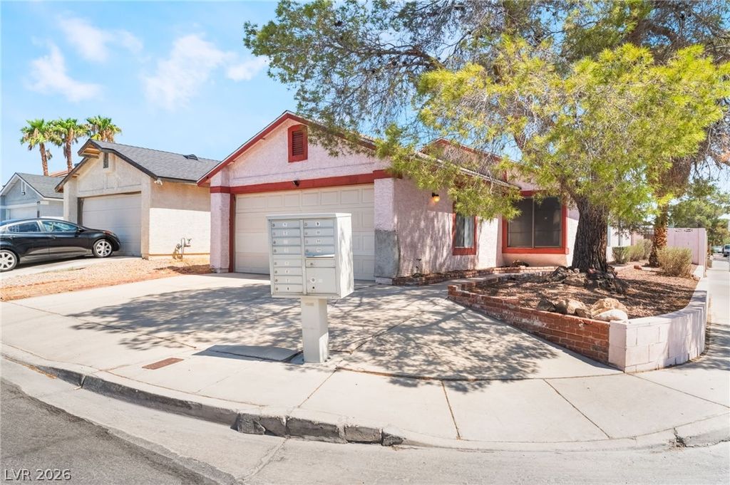 1909 Plumas Court, Las Vegas, NV 89108 — photo 2