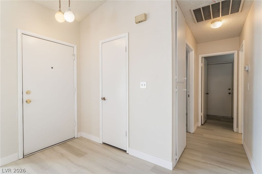 1909 Plumas Court, Las Vegas, NV 89108 — photo 4