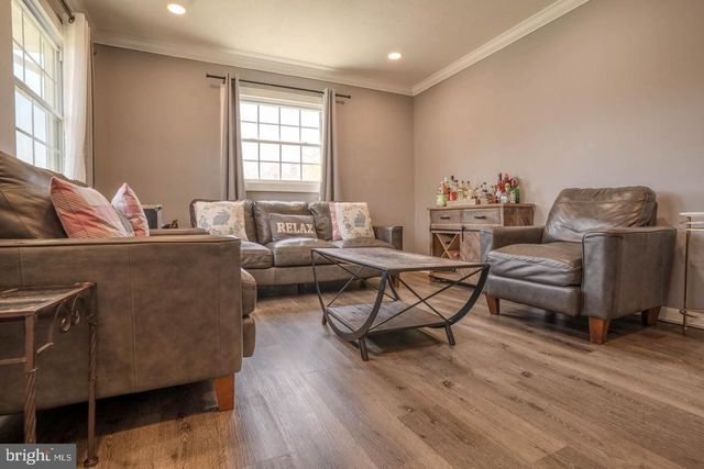 114 COLBURN DR, Manassas Park, VA 20111