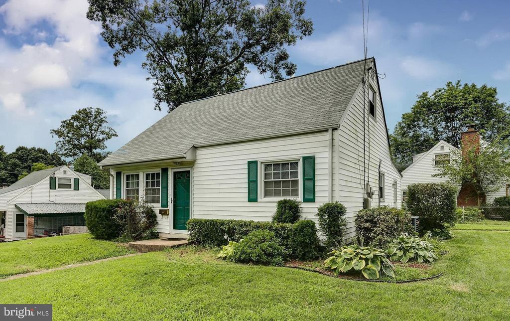 114 COLBURN DR, Manassas Park, VA 20111