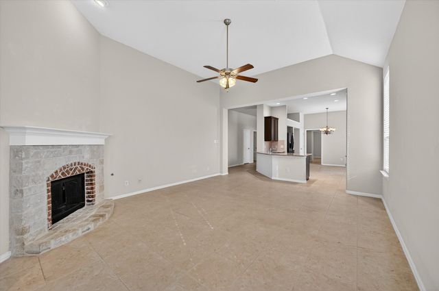 640 Ricochet Drive, Fort Worth, TX 76131