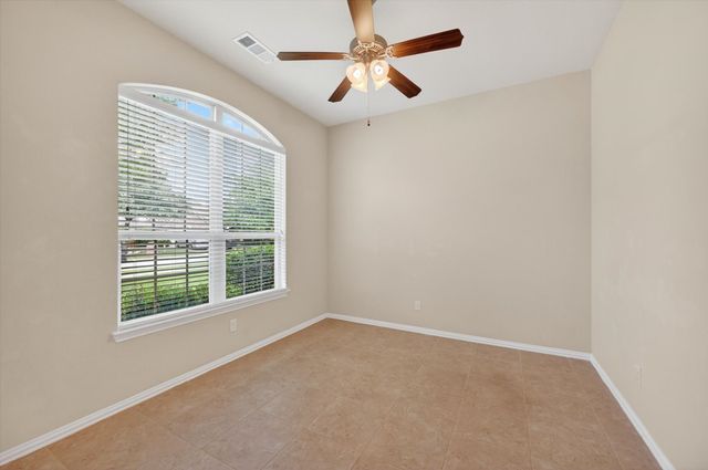 640 Ricochet Drive, Fort Worth, TX 76131