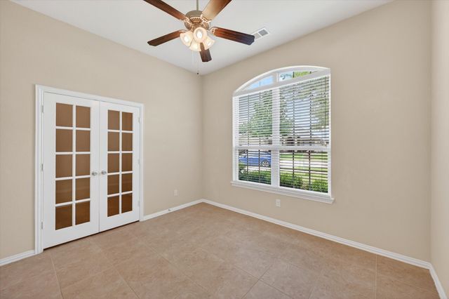 640 Ricochet Drive, Fort Worth, TX 76131