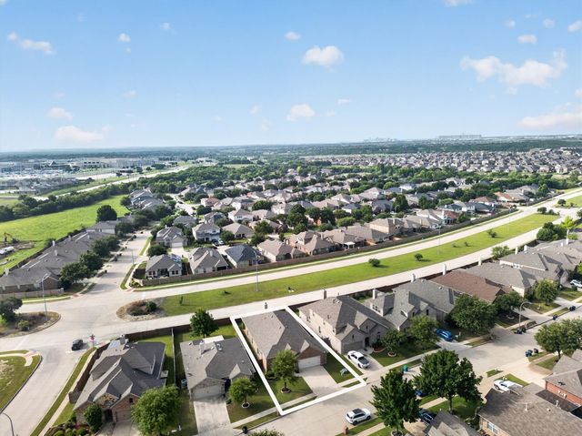 640 Ricochet Drive, Fort Worth, TX 76131