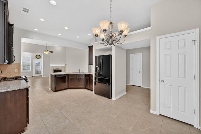 640 Ricochet Drive, Fort Worth, TX 76131