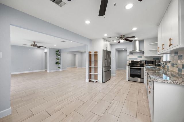 5006 Lymbar Drive, Houston, TX 77096