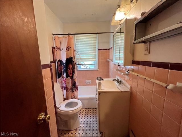 21670 Ivan Avenue, Euclid, OH 44123