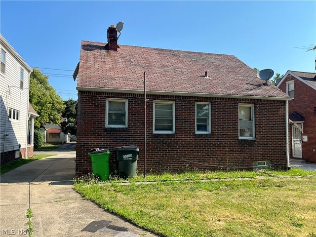 21670 Ivan Avenue, Euclid, OH 44123