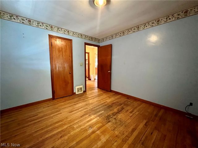 21670 Ivan Avenue, Euclid, OH 44123