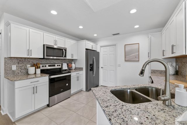 73 Las Casitas Court, Fort Pierce, FL 34951