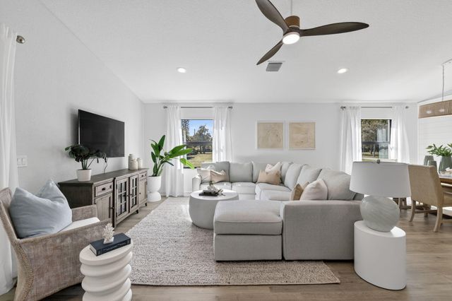 73 Las Casitas Court, Fort Pierce, FL 34951