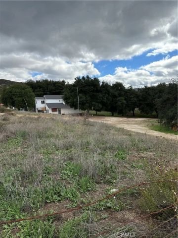 34930 Benton Road, Hemet, CA 92544