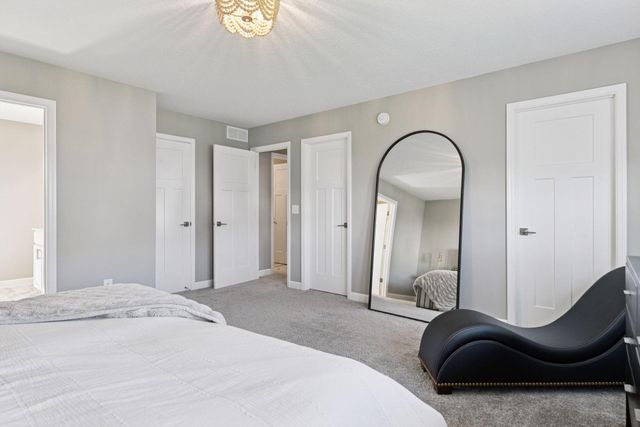 6426 Agate Trail, Inver Grove Heights, MN 55077