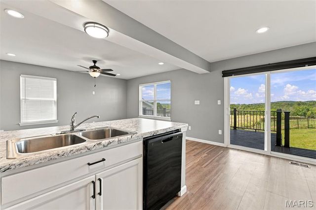 1015 Black Bear, House Springs, MO 63051