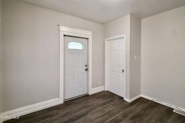824 Clay Avenue, Toledo, OH 43608