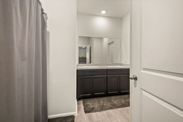 2105 Myrtle Beach Drive, Fort Worth, TX 76108