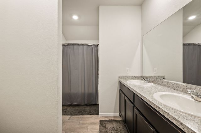 2105 Myrtle Beach Drive, Fort Worth, TX 76108