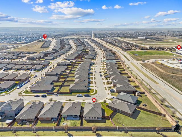 2105 Myrtle Beach Drive, Fort Worth, TX 76108