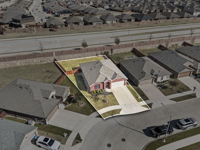 2105 Myrtle Beach Drive, Fort Worth, TX 76108