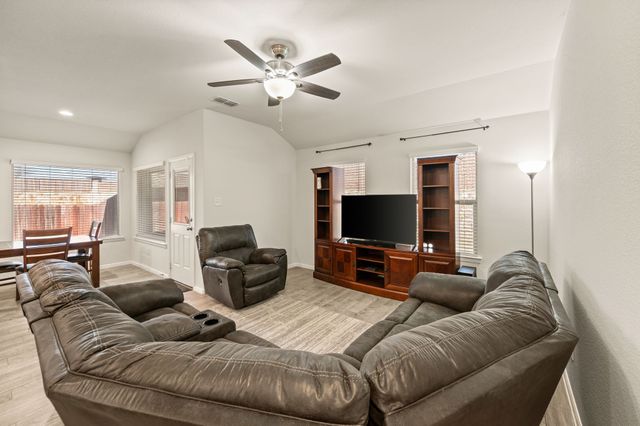 2105 Myrtle Beach Drive, Fort Worth, TX 76108