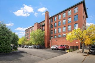 28 Bayley Street N 107, Pawtucket, RI 02860