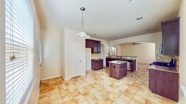 6351 Wilshire Ridge, Houston, TX 77040