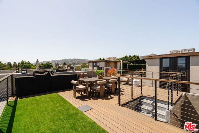1245 N Formosa Avenue B, West Hollywood, CA 90046