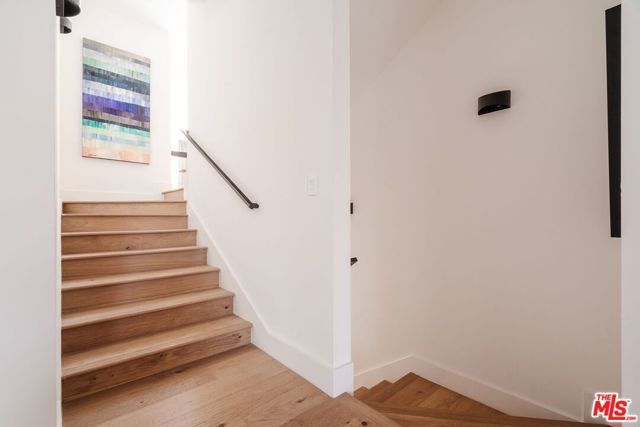 1245 N Formosa Avenue B, West Hollywood, CA 90046