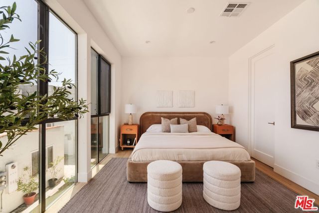 1245 N Formosa Avenue B, West Hollywood, CA 90046